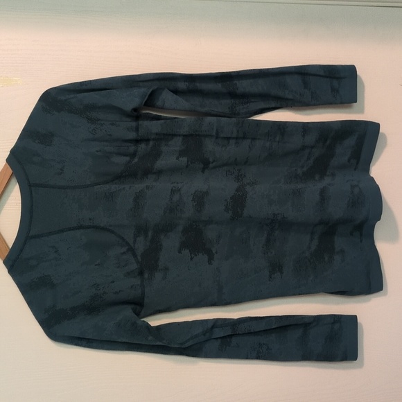 ATHLETA Momentum Long Sleeve - Dark Surf Teal Camo M - Picture 4 of 5
